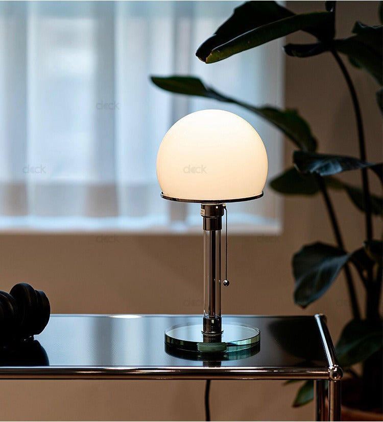 Magnus Glass Table Lamp