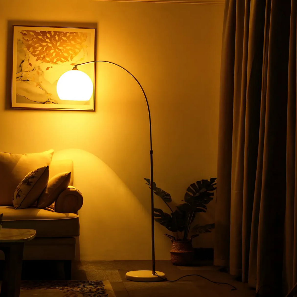Magnus Arc Floor Lamp