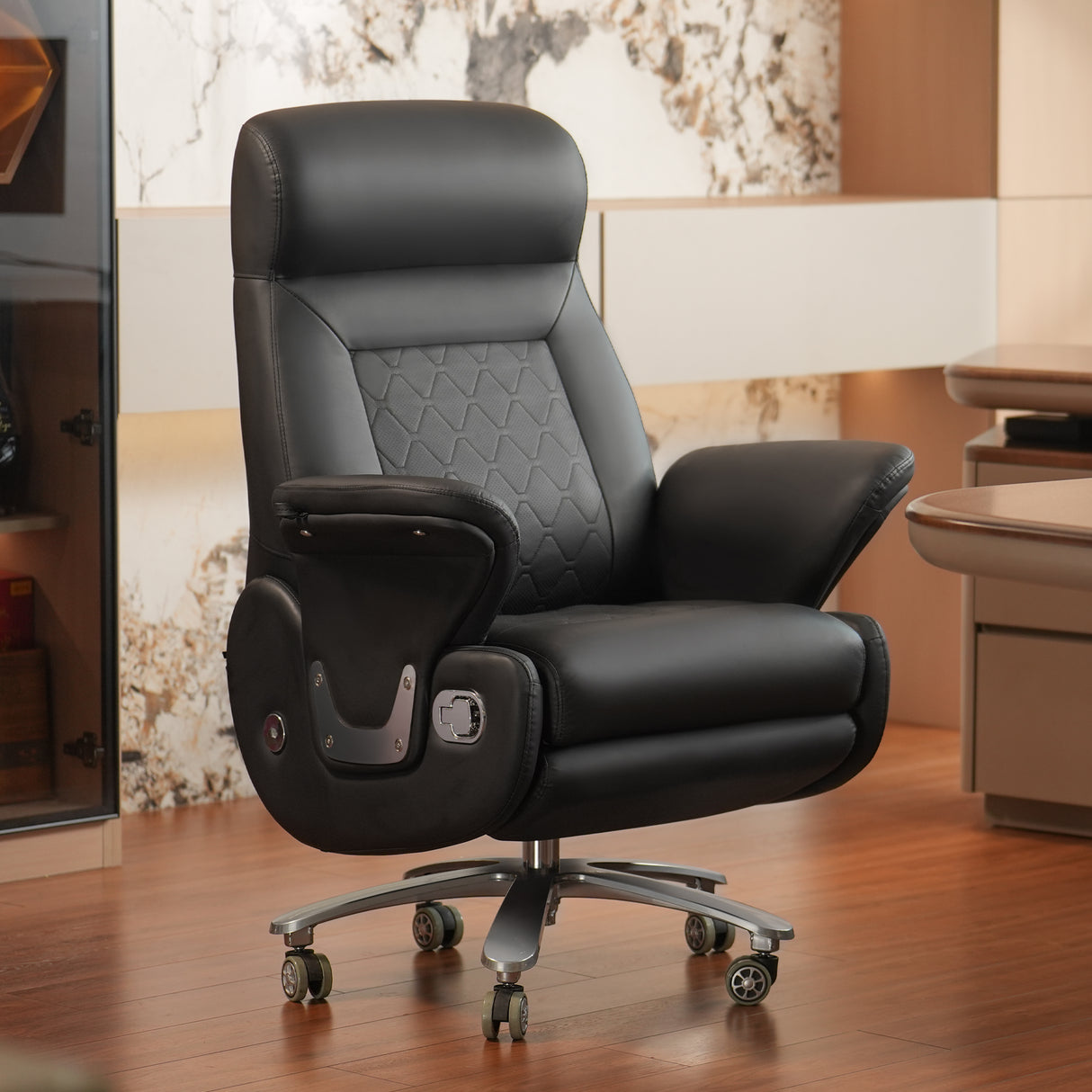 Luca Massage Office Chair