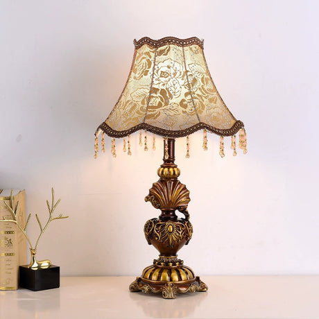 Mason Vintage Floral Lace Table Lamp