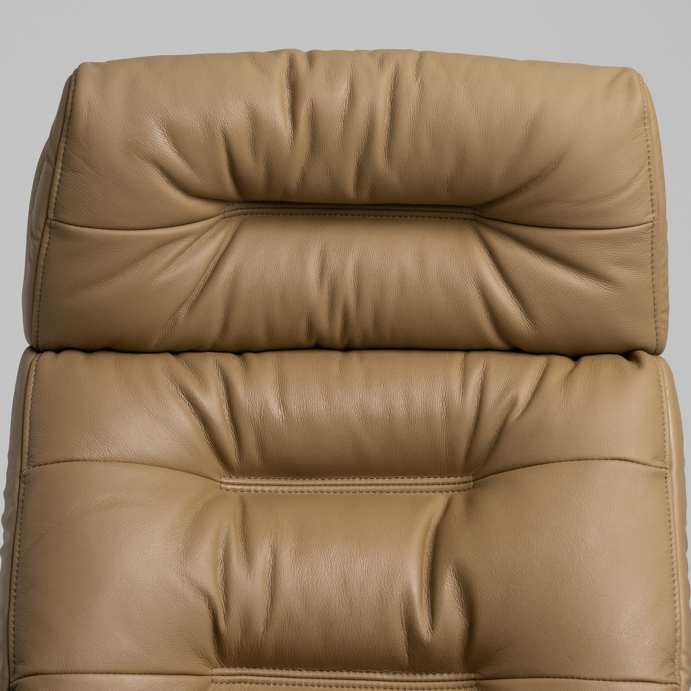 Vane Massage Office Chair -khaki-headrest